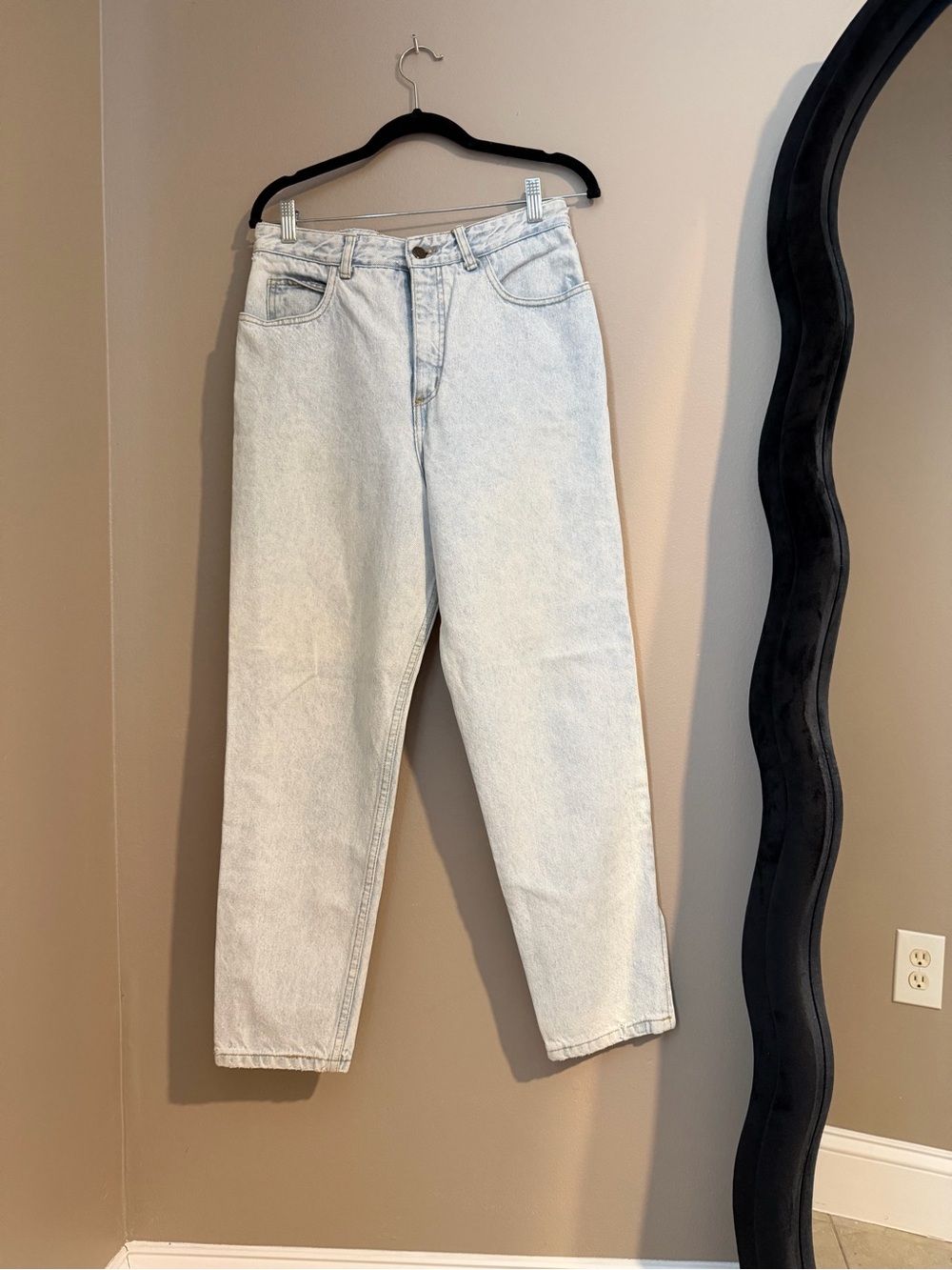Vintage Guess Georges Marciano Tapered Mom Jeans Light Stone Wash Style1015 32